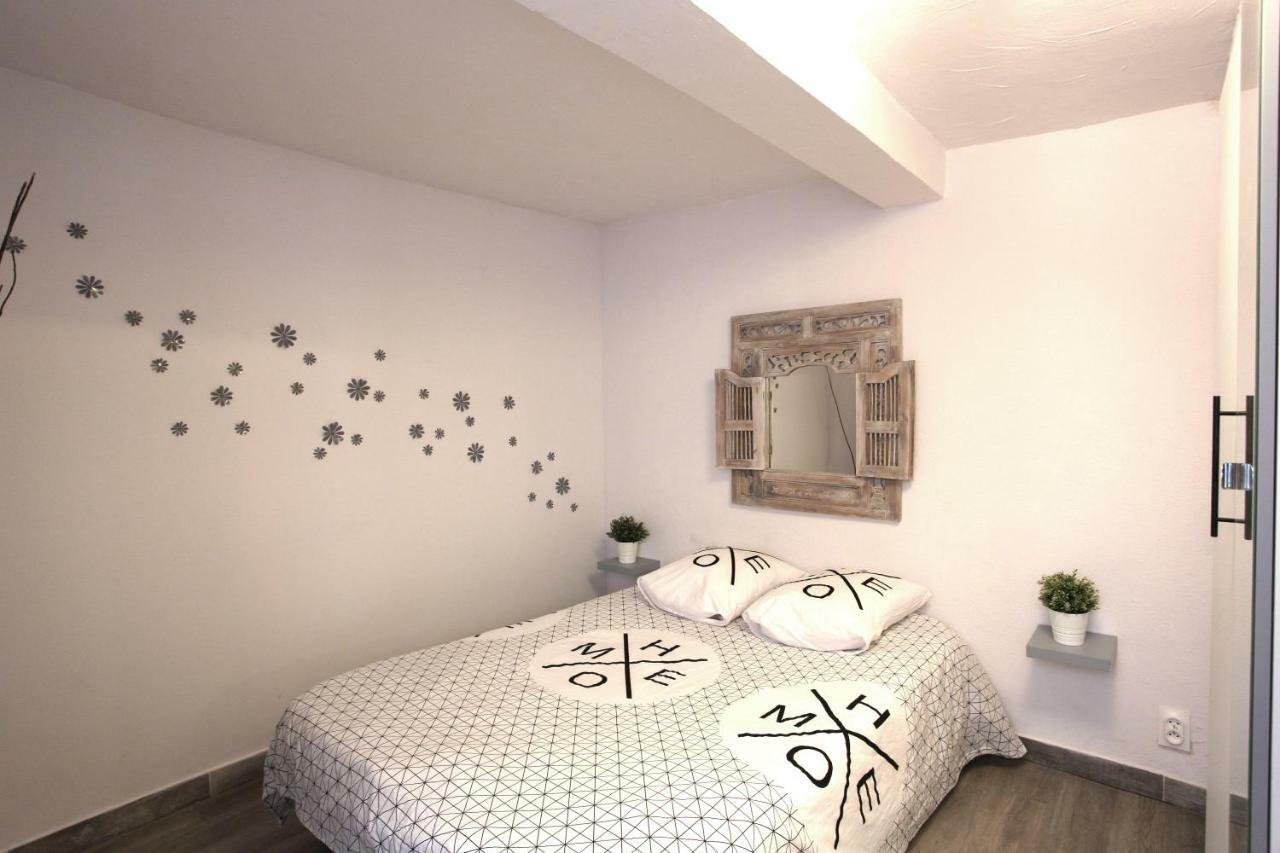 Gregbnb - T2 Ancien Et Moderne - Parking Inclus - 15Min Gare Toulon Exteriör bild