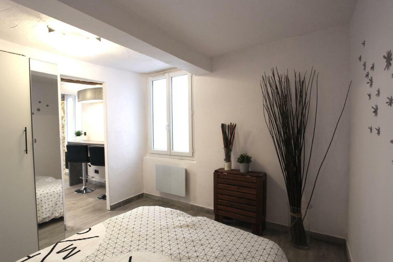 Gregbnb - T2 Ancien Et Moderne - Parking Inclus - 15Min Gare Toulon Exteriör bild